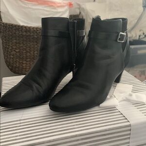 LIKE NEW Black Ankle Boots